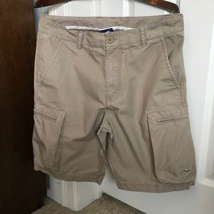 NIKE men’s casual cargo short size 32 M
